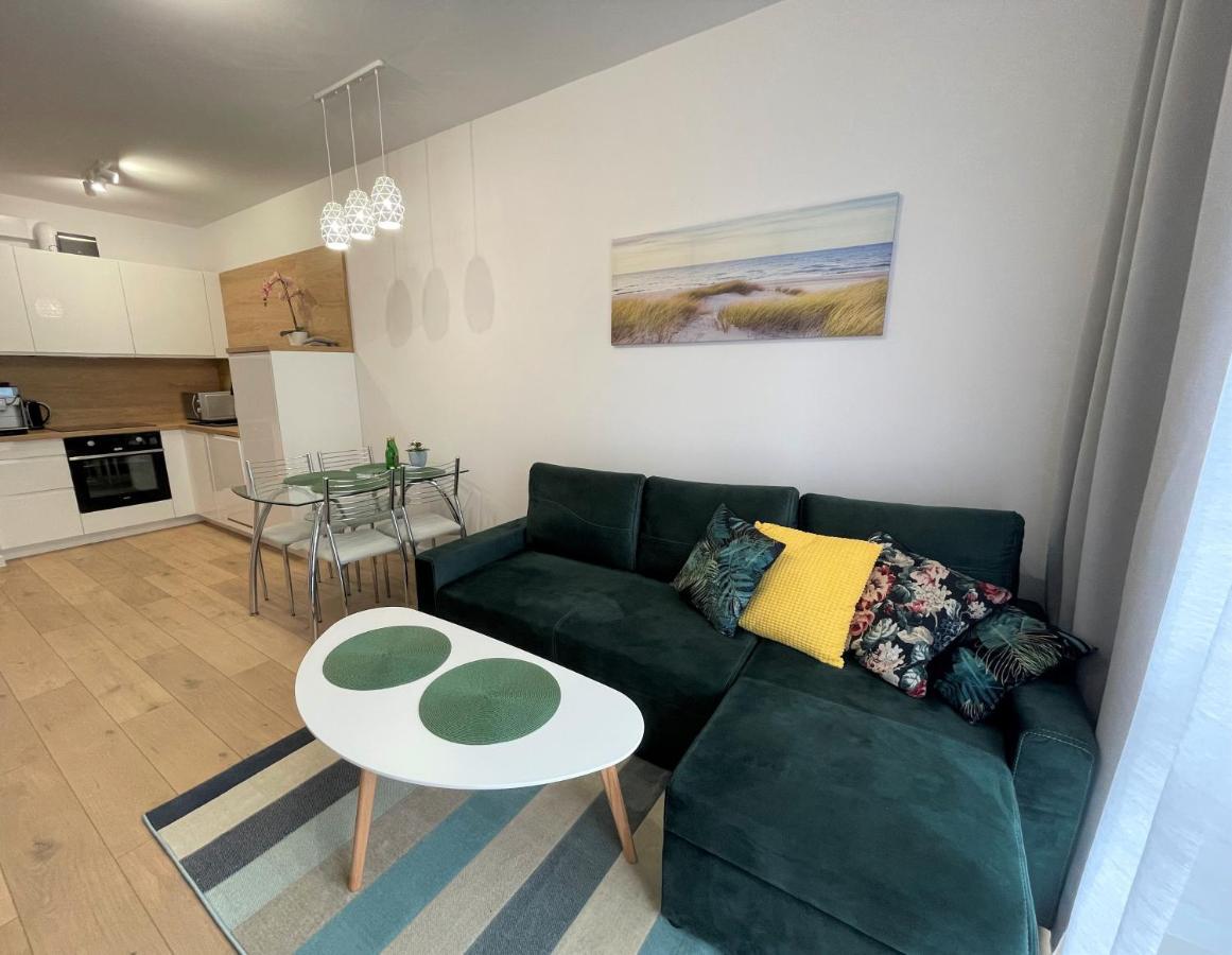 Al-Dom Apartament Ogrodowa Bocianie Gniazdo Z Garazem 코워브제크 외부 사진